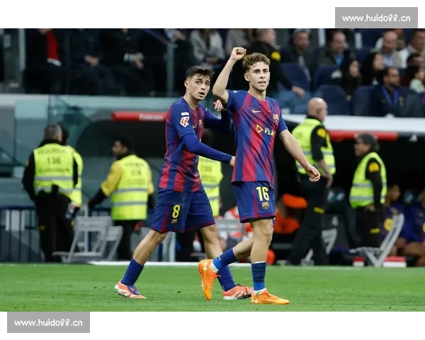 西甲联赛最新战况解析皇马巴萨激烈争冠形势揭秘 - 副本 - 副本 (2)